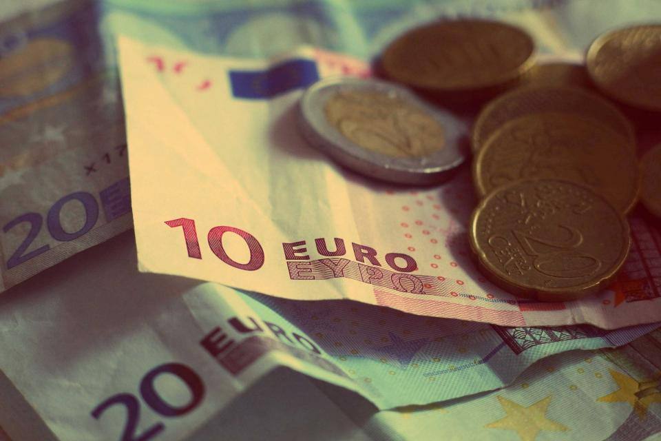 Kartëmonedha dhe monedha euro